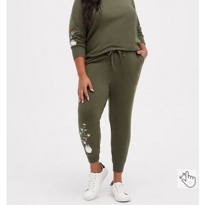 Torrid- Her Universe: Studio Ghibli Jogger